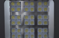 RLT Onsite | [VIDEO] The Avokke Floodlight